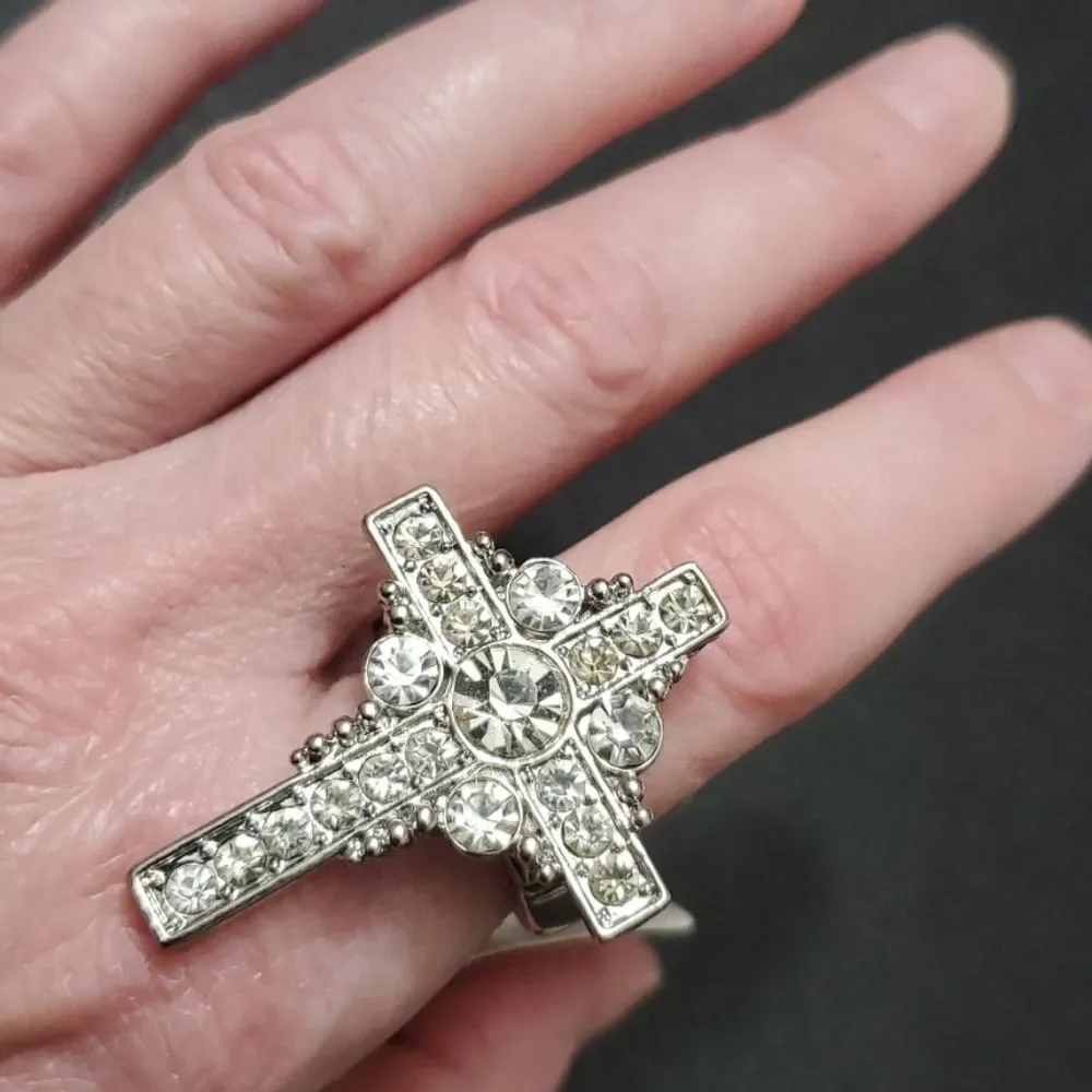 Unbranded pretty silver